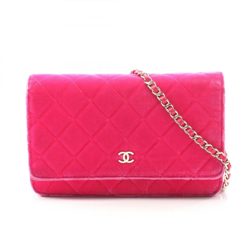 Chanel Matelasse Shoulder Bag Pink